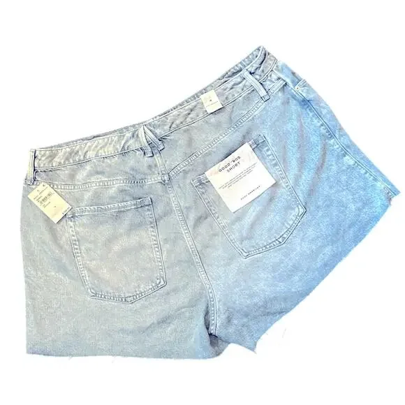 NWT Good American 90’s Shorts ICONIC 90’S VIBES SHORT MADE TO COMPLEMENT Size 18